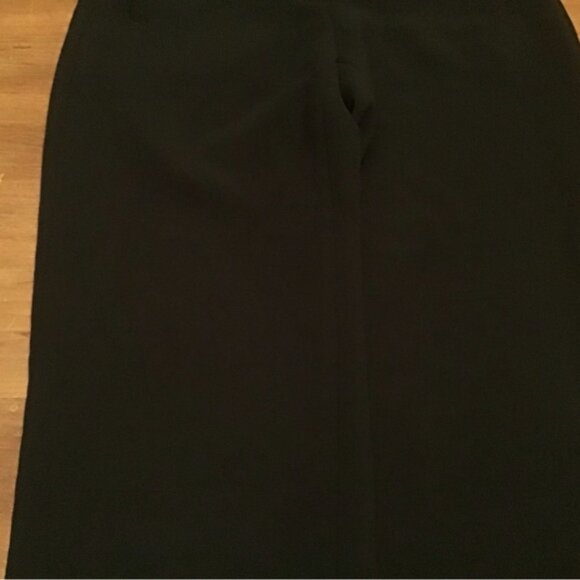 NWOT Aritzia Wilfred High-waisted pleated crepe pants black - Picture 4 of 8